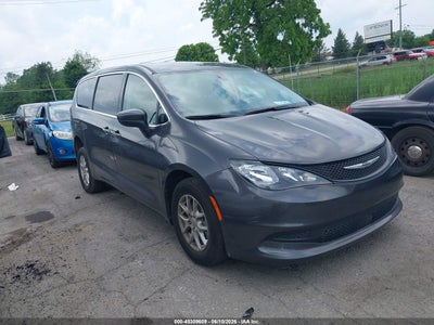 CHRYSLER VOYAGER 2022