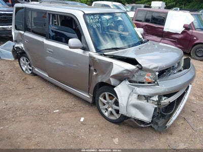 SCION XB 2005