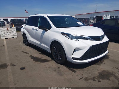 TOYOTA SIENNA 2021