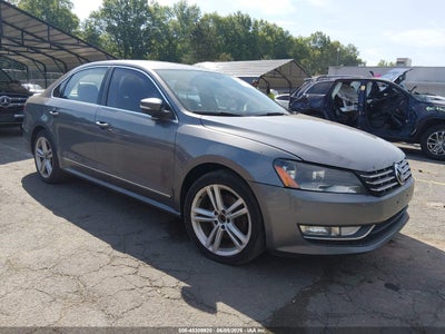 VOLKSWAGEN PASSAT 2013