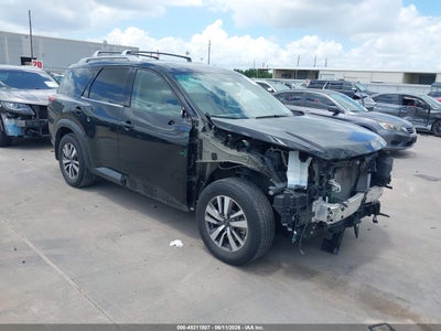 NISSAN PATHFINDER 2022