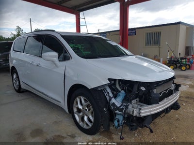 CHRYSLER PACIFICA 2020