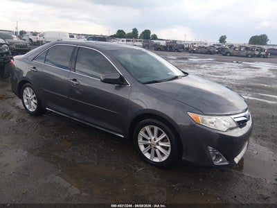 TOYOTA CAMRY 2012