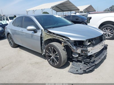 TOYOTA CAMRY 2019