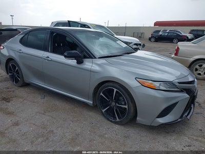 TOYOTA CAMRY 2020
