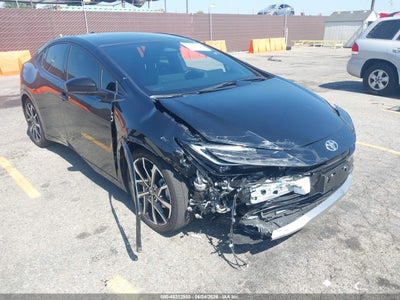 TOYOTA PRIUS PLUG-IN HYBRID 2026