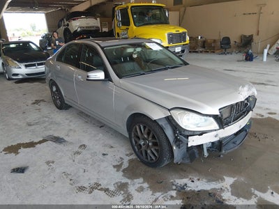 MERCEDES-BENZ C 300 2013