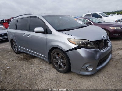 TOYOTA SIENNA 2017
