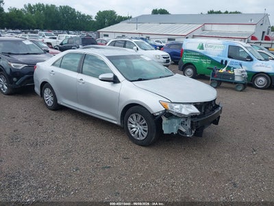 TOYOTA CAMRY 2012