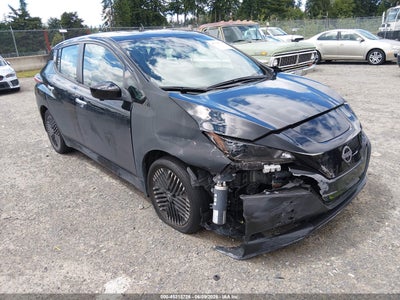 NISSAN LEAF 2024