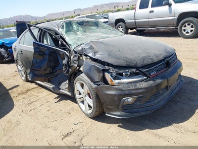 VOLKSWAGEN JETTA 2017
