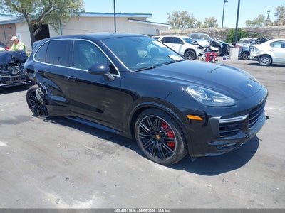 PORSCHE CAYENNE 2016