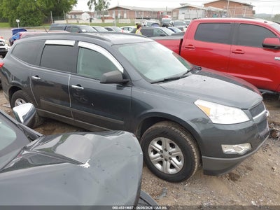 CHEVROLET TRAVERSE 2012