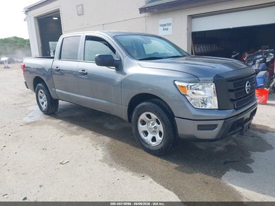 NISSAN TITAN 2023
