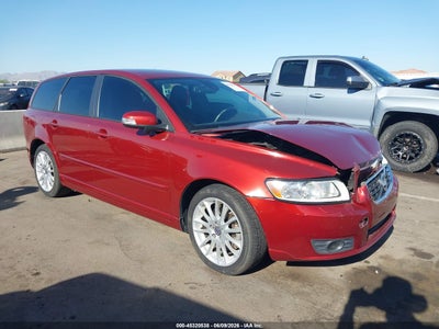 VOLVO V50 2011
