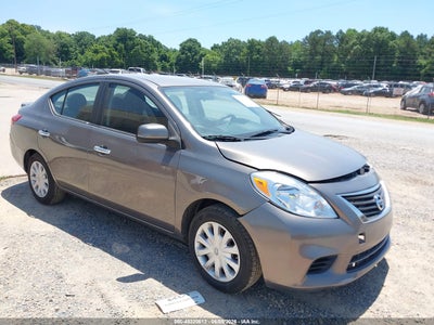 NISSAN VERSA 2013