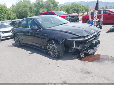 HYUNDAI SONATA HYBRID 2025