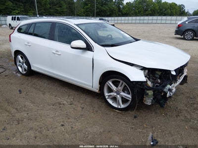 VOLVO V60 2016