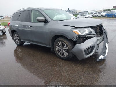 NISSAN PATHFINDER 2017