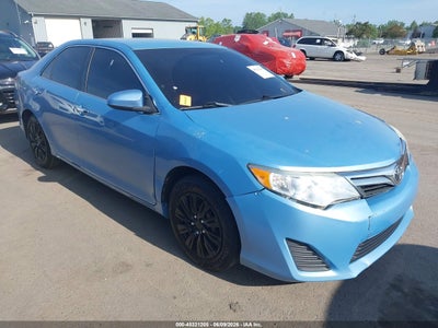 TOYOTA CAMRY 2012