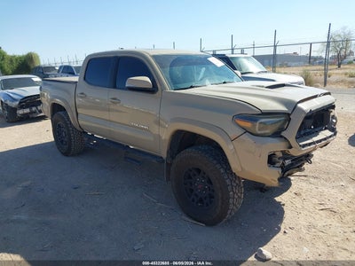 TOYOTA TACOMA 2017