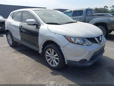 NISSAN ROGUE SPORT 2017