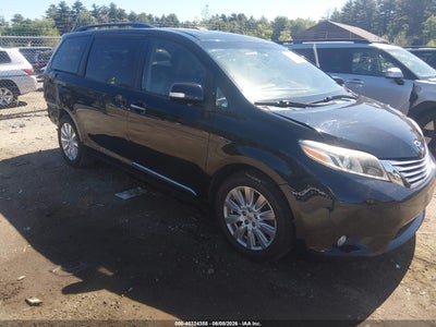 TOYOTA SIENNA 2015