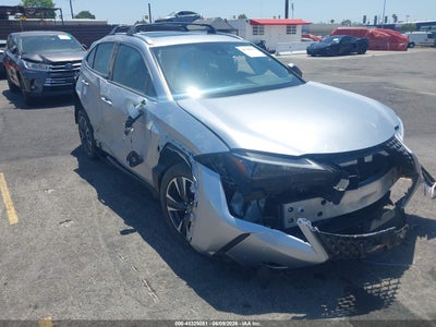 LEXUS UX 250H 2024