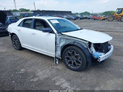 CHRYSLER 300 2018