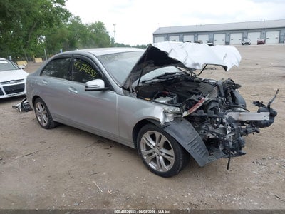 MERCEDES-BENZ C 300 2014