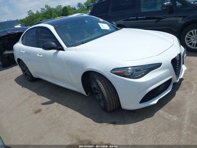ALFA ROMEO GIULIA 2021