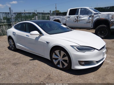 TESLA MODEL S 2021