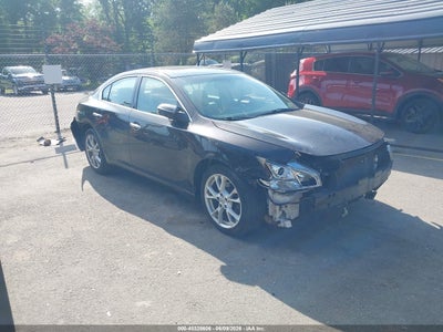 NISSAN MAXIMA 2014