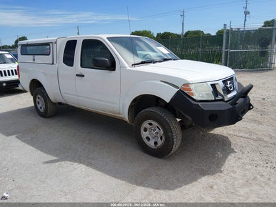 NISSAN FRONTIER 2015