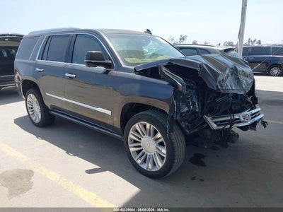CADILLAC ESCALADE 2017