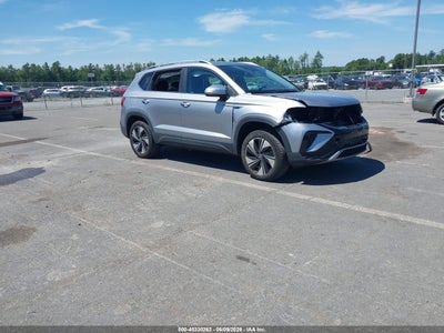 VOLKSWAGEN TAOS 2024