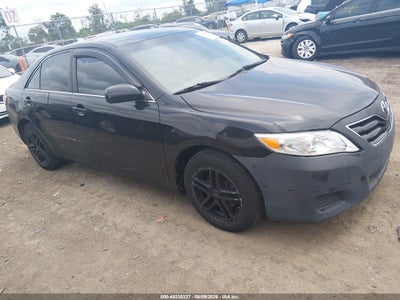 TOYOTA CAMRY 2011