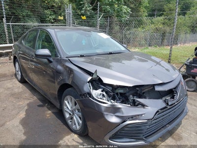 TOYOTA CAMRY 2024