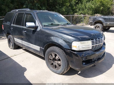 LINCOLN NAVIGATOR 2013