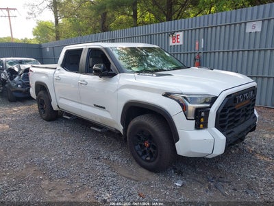 TOYOTA TUNDRA HYBRID 2024