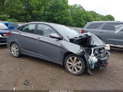 HYUNDAI ACCENT 2013