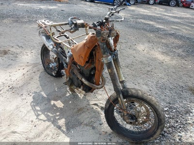 SUZUKI DR-Z400 2022