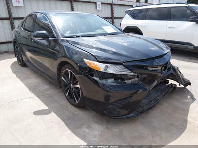 TOYOTA CAMRY 2020
