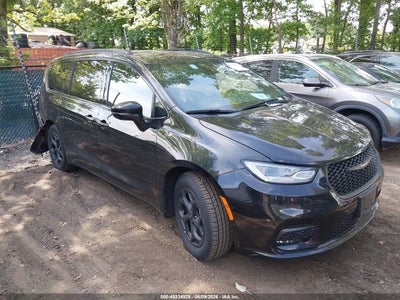 CHRYSLER PACIFICA HYBRID 2024