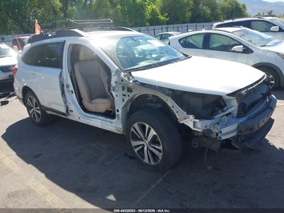 SUBARU OUTBACK 2018