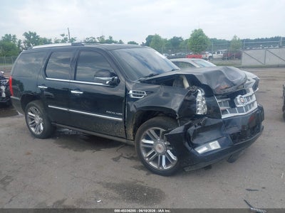 CADILLAC ESCALADE 2013