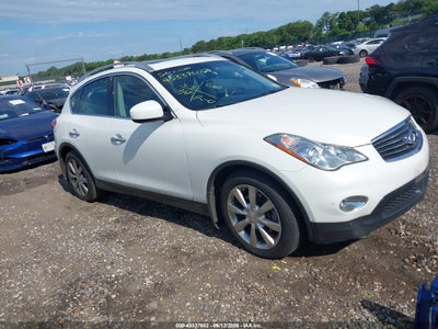 INFINITI EX35 2011