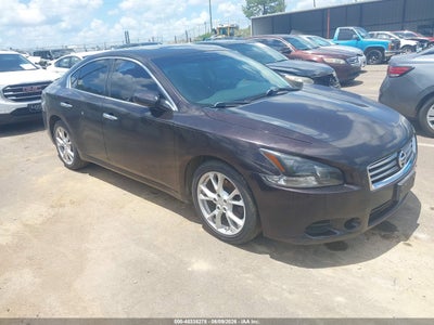 NISSAN MAXIMA 2014