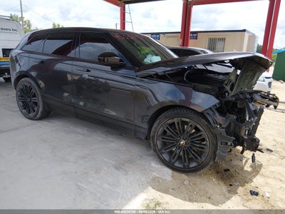 LAND ROVER RANGE ROVER VELAR 2026