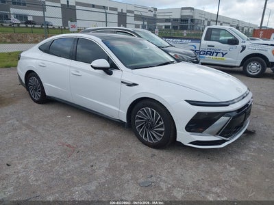 HYUNDAI SONATA HYBRID 2025